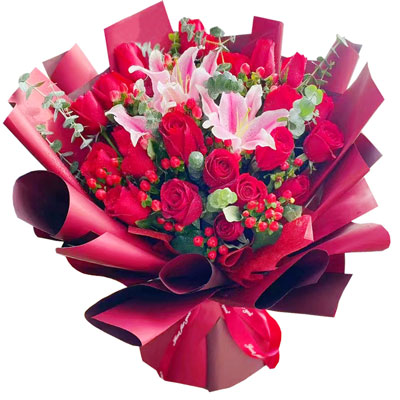 淄博22朵红玫瑰百合，爱的火焰